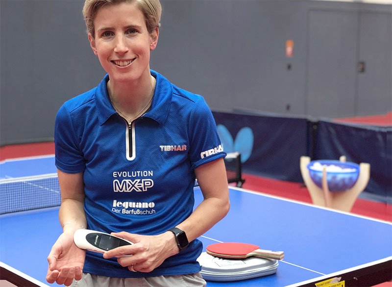 Kerstin Lang, Tischtennis-Spielerin, behandelt sich mit dem physiokey von Keytec