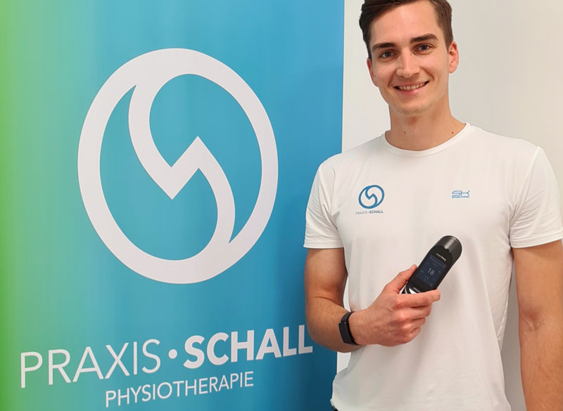 Timo Schall, Physiotherapeut von Angelique Kerber, mit dem neuen medkey